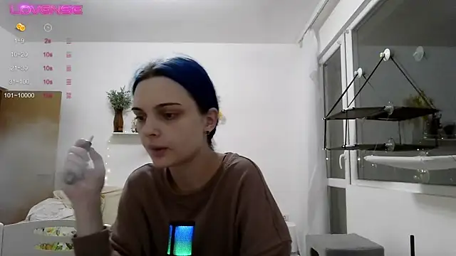 Snapshot of kawaii_lavinaa chatting on 12/05/25, 06:50 kawaii lavinaa online show from 12/05/25, 06:50