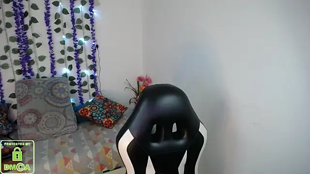 Mia Duque1999 online show from 03/27/26, 07:59