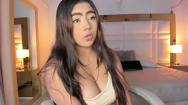 Zoei Moon online show from 02/05/26, 07:10