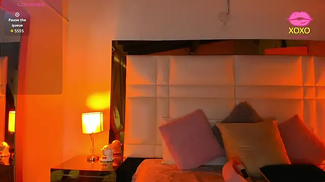 Zoei Moon online show from 03/19/26, 07:03