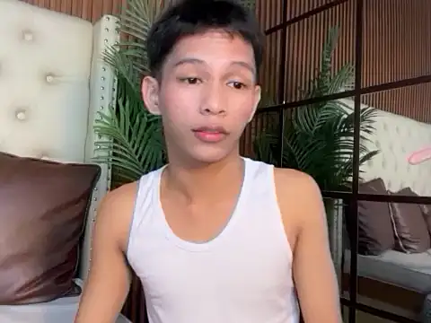 TheBoyAboveYou online show from 06/01/26, 02:17