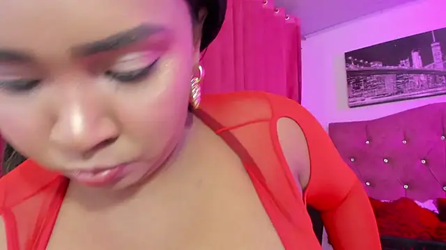 Snapshot of Sandoval_evelyn20 chatting on 05/17/26, 11:49 Sandoval evelyn20 online show from 05/17/26, 11:49