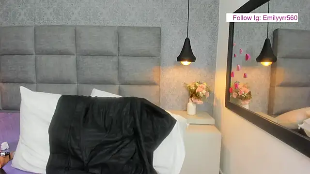 emilyy r online show from 03/08/26, 02:04