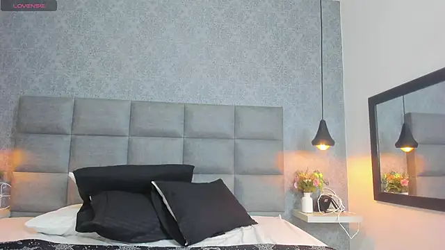 emilyy r online show from 01/13/26, 07:07