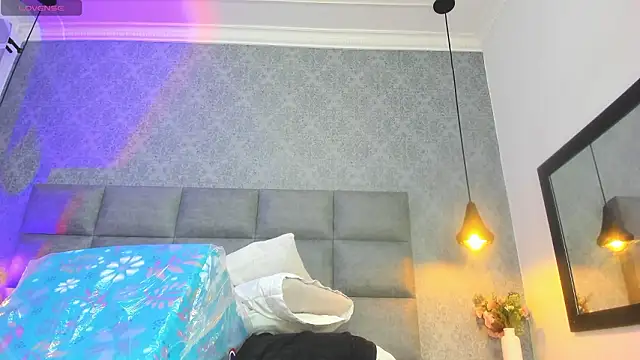 emilyy r online show from 02/03/26, 07:19