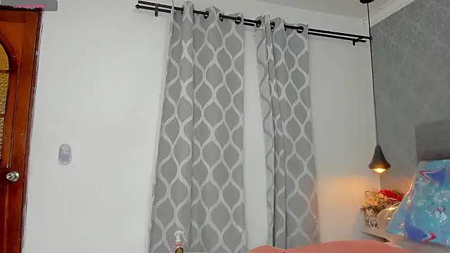 emilyy r online show from 02/23/26, 07:14