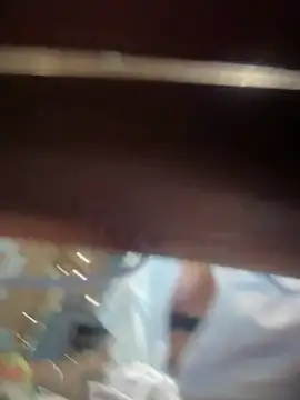 Snapshot of Betsy chatting on 01/11/25, 08:22 Betsy online show from 01/11/25, 08:22