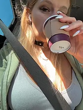 Betsy online show from 03/26/26, 10:35