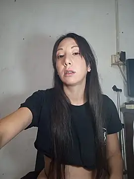Snapshot of Cristal_azul777 chatting on 06/05/26, 03:22 Cristal azul777 online show from 06/05/26, 03:22