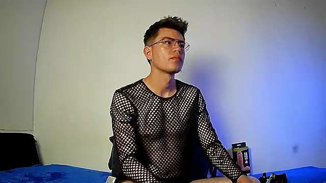 nicolatinboy online show from 02/07/26, 09:12