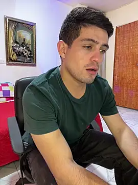 williamsmiiths16 online show from 12/23/25, 06:12