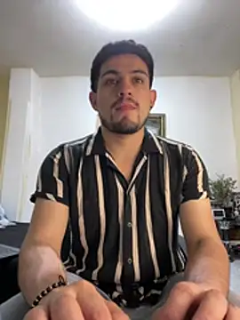 williamsmiiths16 online show from 02/14/26, 04:34