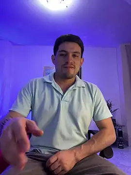 williamsmiiths16 online show from 04/14/26, 04:17