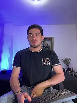 williamsmiiths16 online show from 03/27/26, 11:22