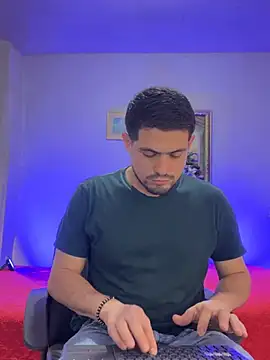 williamsmiiths16 online show from 03/11/26, 12:32