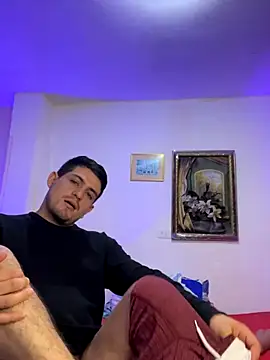 williamsmiiths16 online show from 12/20/25, 04:43