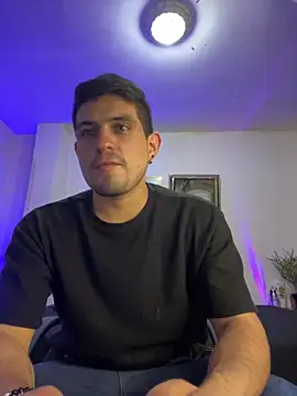 williamsmiiths16 online show from 12/19/25, 03:10