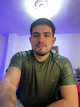 williamsmiiths16 online show from 02/11/26, 03:06