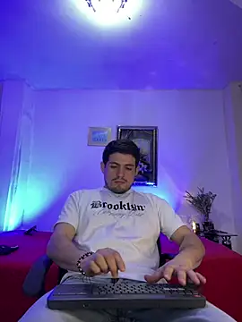 williamsmiiths16 online show from 04/04/26, 10:16