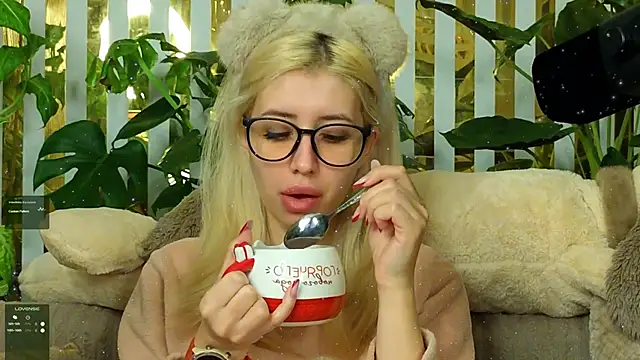 FlowweerGirl online show from 01/14/26, 09:13