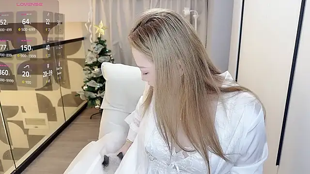 Star-XinX online show from 02/25/26, 02:50