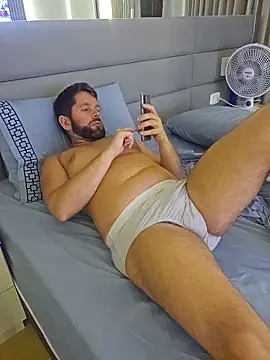 Snapshot of RipMyUnderwear chatting on 02/24/26, 02:45 RipMyUnderwear online show from 02/24/26, 02:45