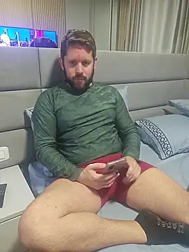 Snapshot of RipMyUnderwear chatting on 06/19/26, 01:17 RipMyUnderwear online show from 06/19/26, 01:17