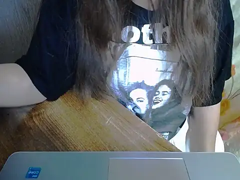 maian love online show from 05/20/26, 07:11