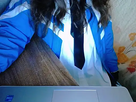 maian love online show from 04/15/26, 07:58