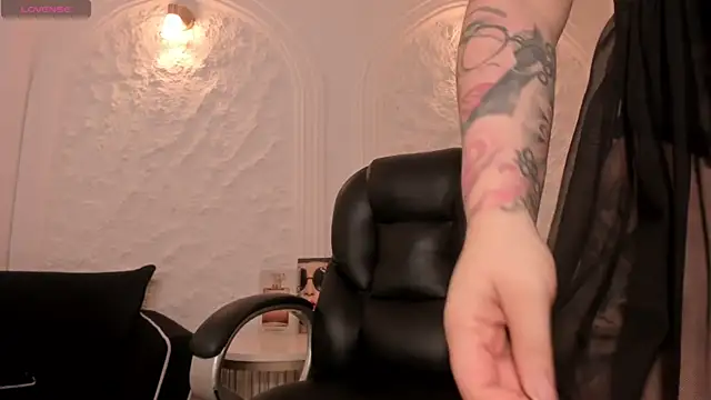 MadisonKane online show from 04/05/26, 11:17