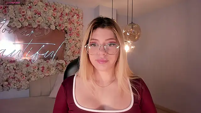 MadisonKane online show from 05/07/26, 11:13