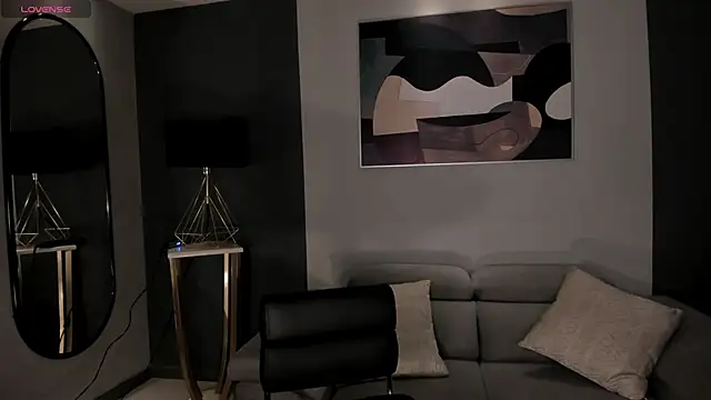 MadisonKane online show from 11/11/25, 11:05