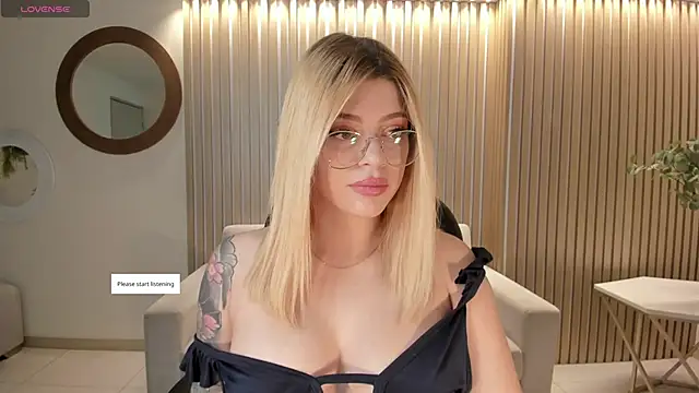 MadisonKane online show from 04/24/26, 11:23