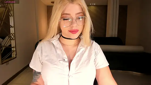 MadisonKane online show from 01/06/26, 11:14