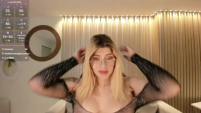 MadisonKane online show from 04/25/26, 01:41