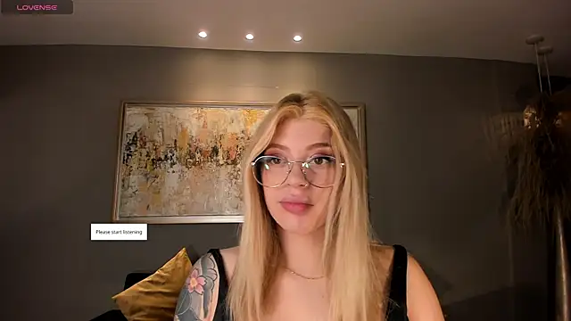 MadisonKane online show from 05/15/26, 11:08
