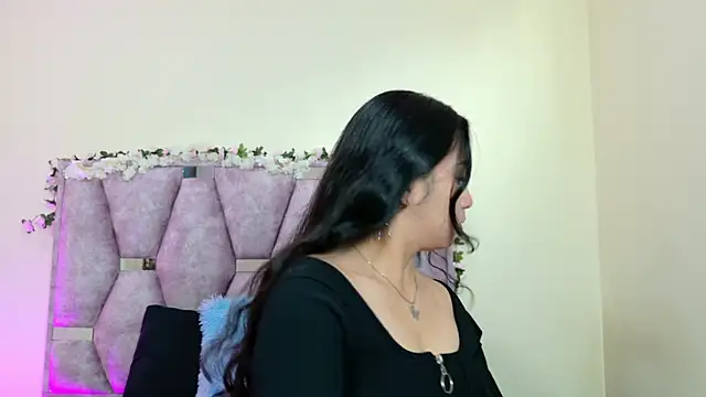 iris and damian online show from 02/20/26, 05:26