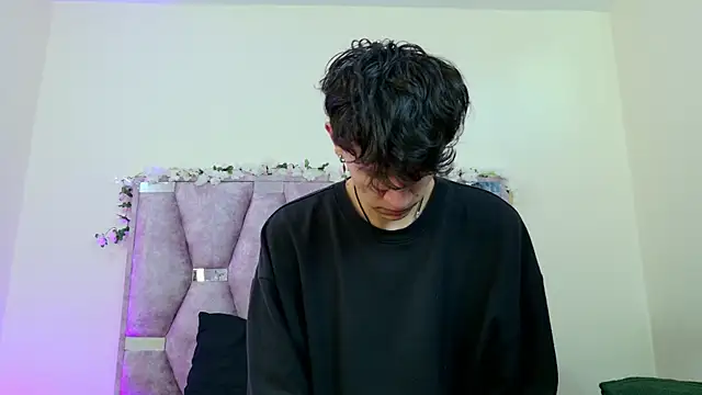 iris and damian online show from 01/18/26, 04:10