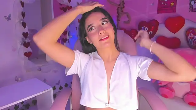 isabella castillo  online show from 02/20/26, 08:22