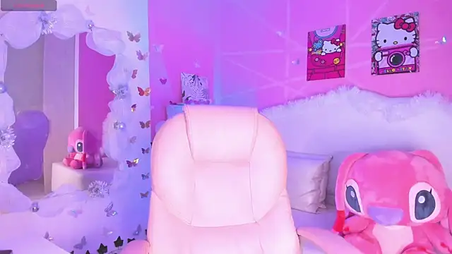 isabella castillo  online show from 01/17/26, 09:18