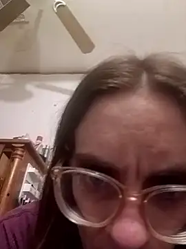 snowbird1117 online show from 01/10/26, 09:04