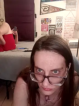 snowbird1117 online show from 04/17/26, 08:39