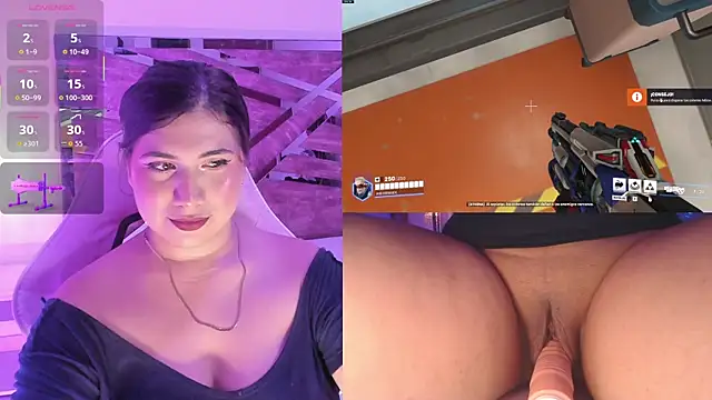 Snapshot of CloeMoon chatting on 12/21/25, 05:09 CloeMoon online show from 12/21/25, 05:09