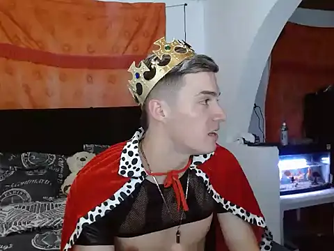 Thiago muscle777 online show from 12/04/25, 12:09