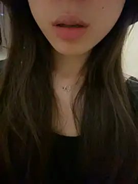 yaqing666 online show from 05/04/26, 04:21