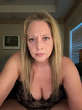 MissyLovelace online show from 06/13/26, 11:52