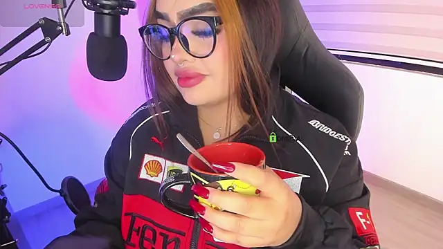 Snapshot of asheryn chatting on 02/14/26, 12:22 asheryn online show from 02/14/26, 12:22