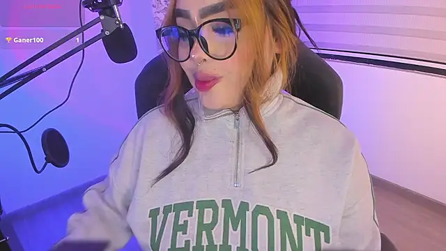 Snapshot of asheryn chatting on 01/18/26, 01:42 asheryn online show from 01/18/26, 01:42