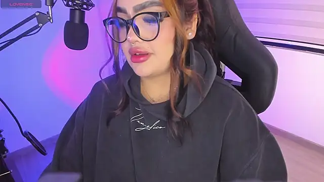 Snapshot of asheryn chatting on 02/12/26, 01:49 asheryn online show from 02/12/26, 01:49