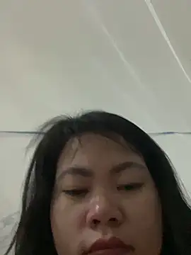 Chew candy online show from 12/18/25, 03:05